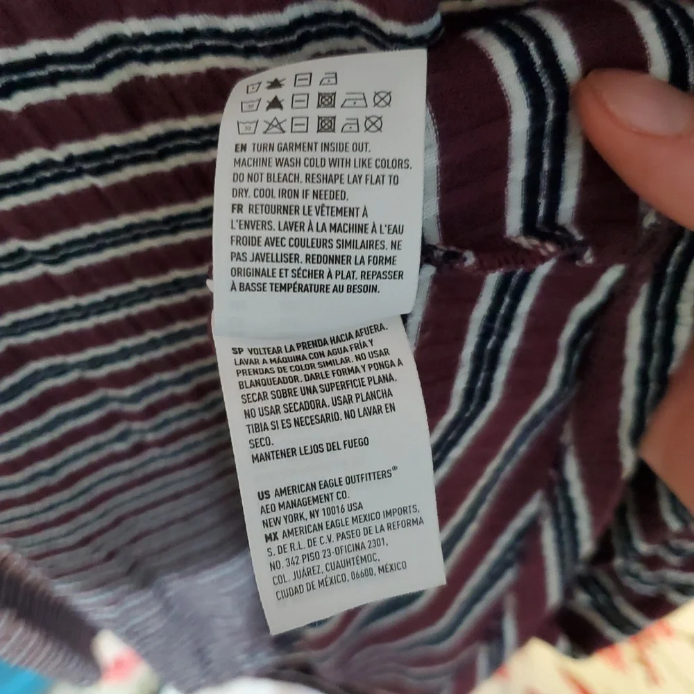 American Eagle Outfitters Black, Maroon and White Striped Top - Picture 4 of 8